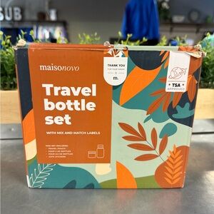Maisonovo Travel Bottle Set in Travel Pouch - NEW